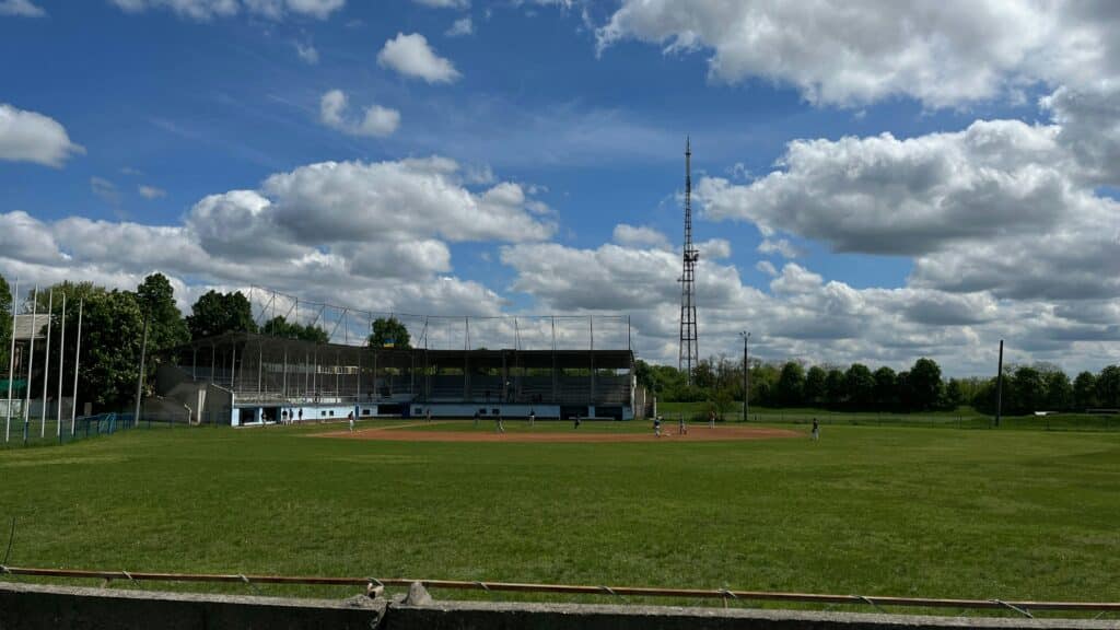 Richmond Green Sports Centre and Park for Top Fun